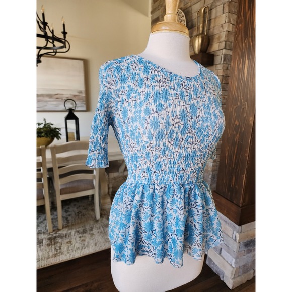 NWOT Maeve by Anthropologie Ashton Blue Floral Smocked Mesh Peplum Top XS - Picture 4 of 11